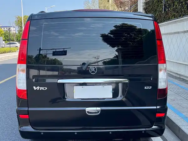 Mercedes-Benz Vito 2013