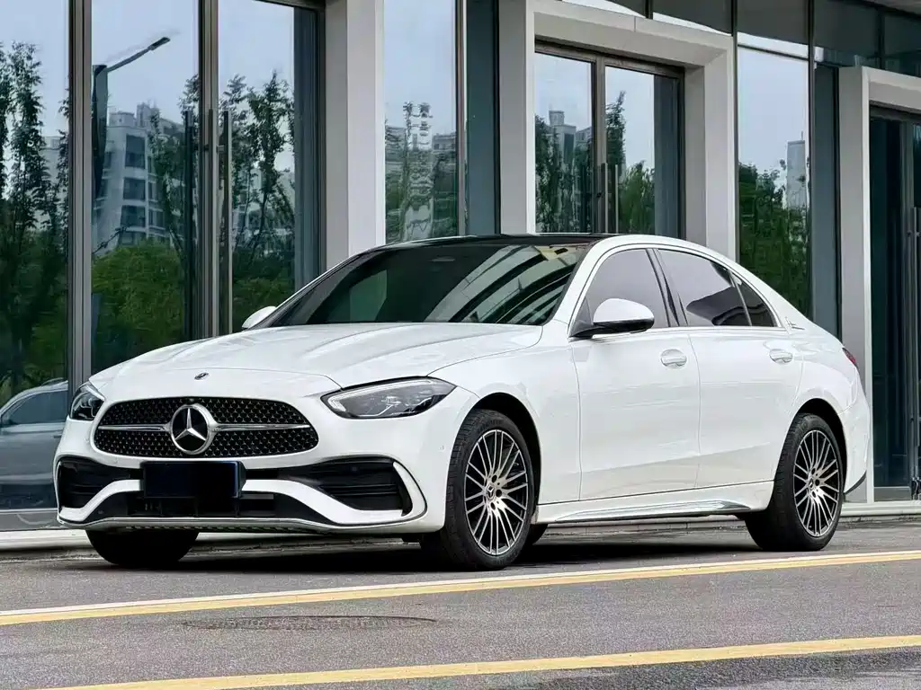 Mercedes-Benz C-Class 2022 — фото 1
