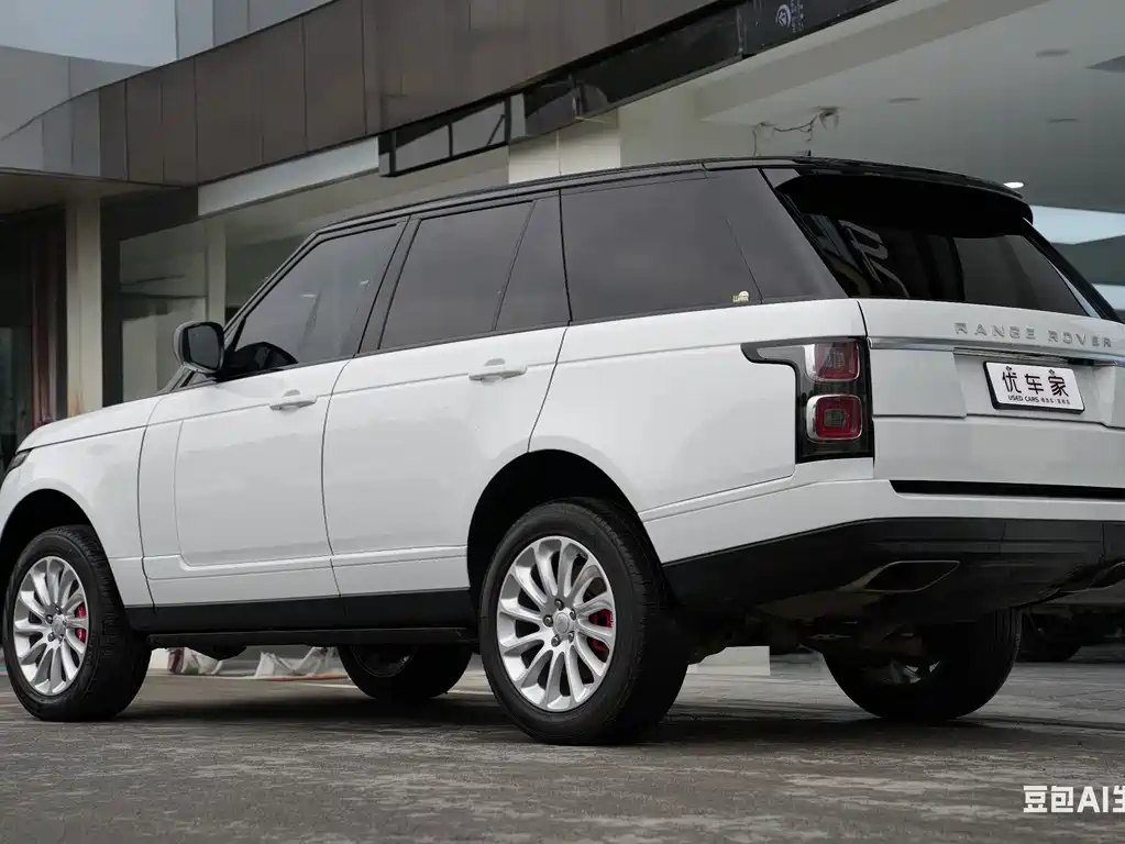 Land Rover Range Rover 2022 — фото 4
