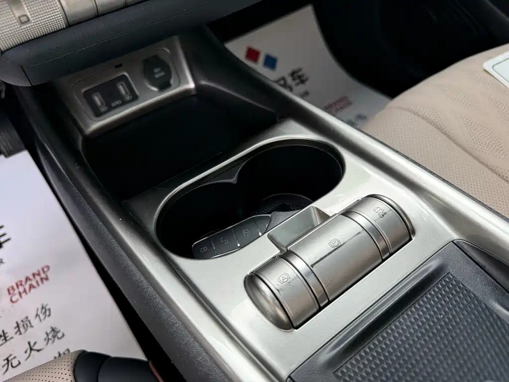 BYD Dolphin 2023 — фото 11