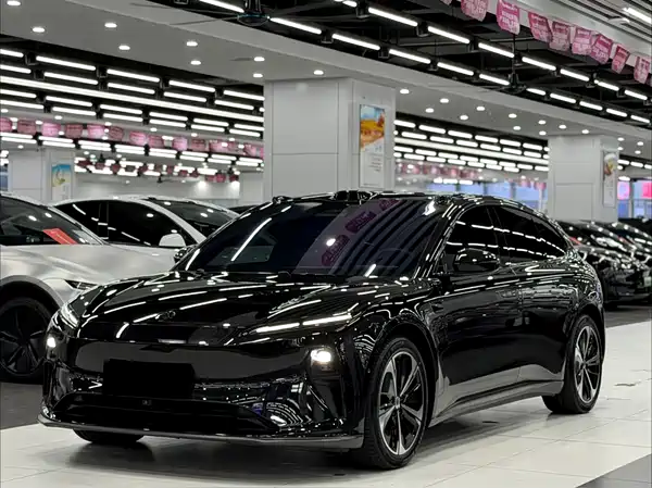 NIO ET5T 2024