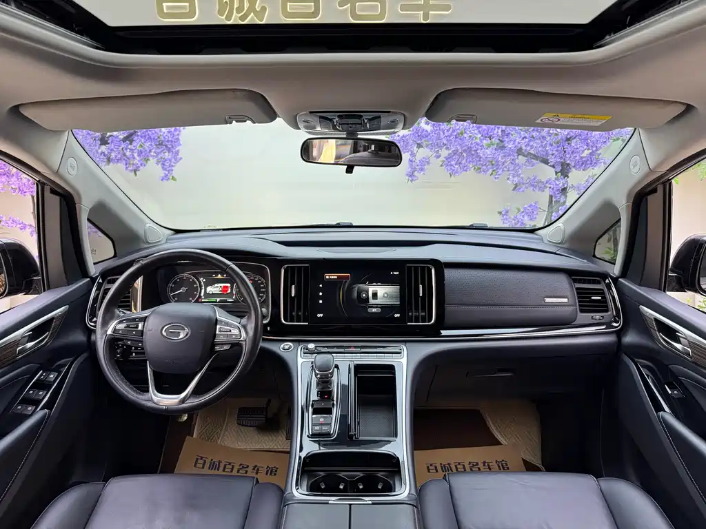 GAC Motor Trumpchi M8 2022 — фото 16