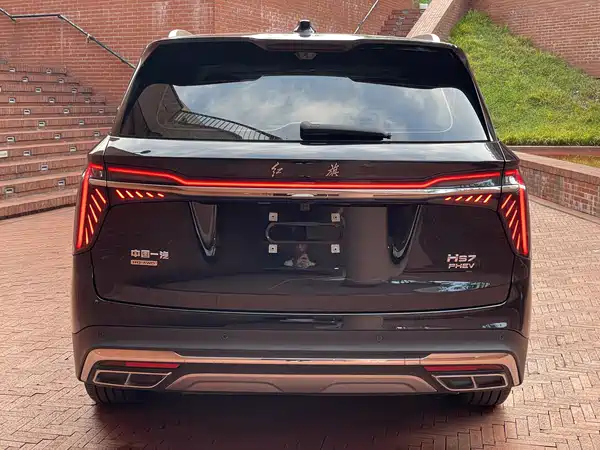 Hongqi HS7 PHEV 2024