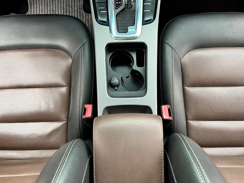 Geely Emgrand GS 2016 — фото 13