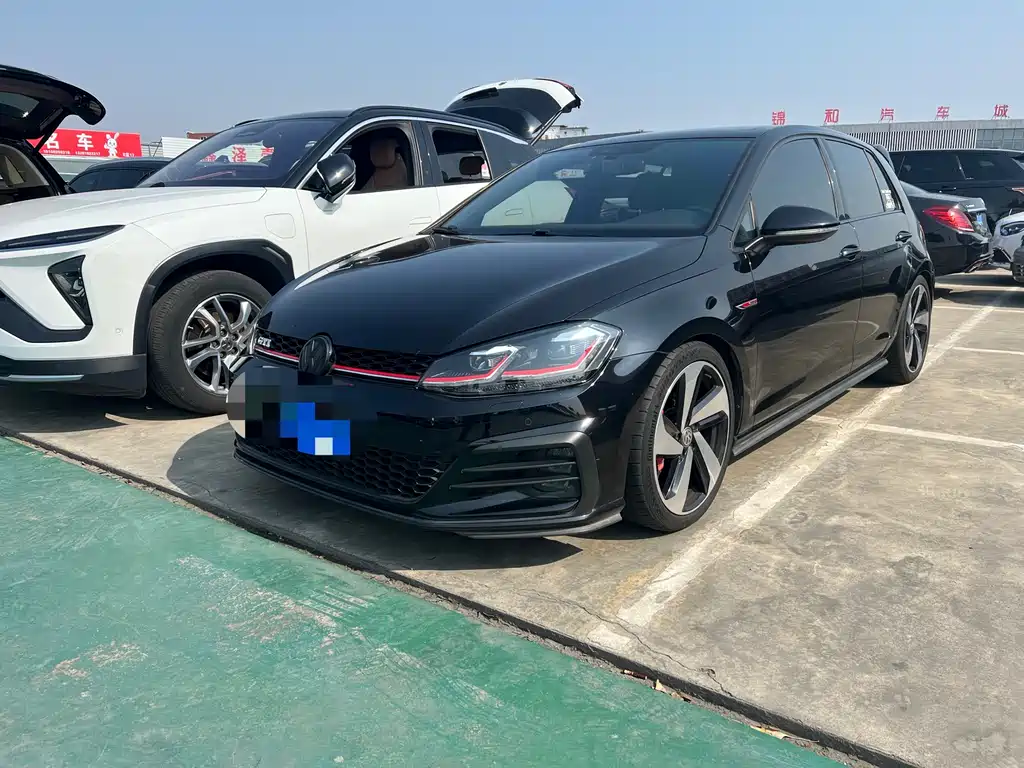 Volkswagen Golf GTI 2019