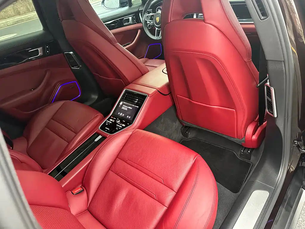 Porsche Panamera 2019 — фото 12
