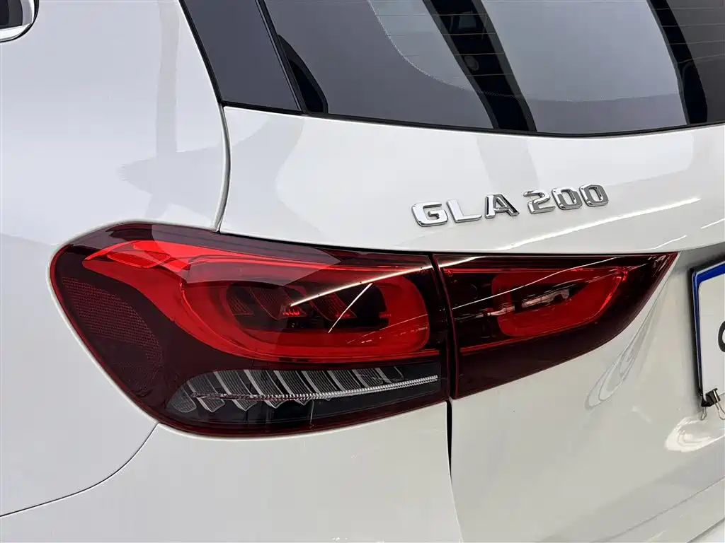 Mercedes-Benz GLA 2021 — фото 9