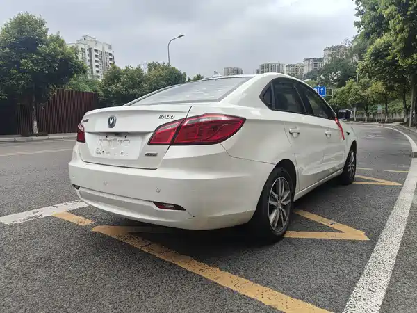 Changan Eado 2015