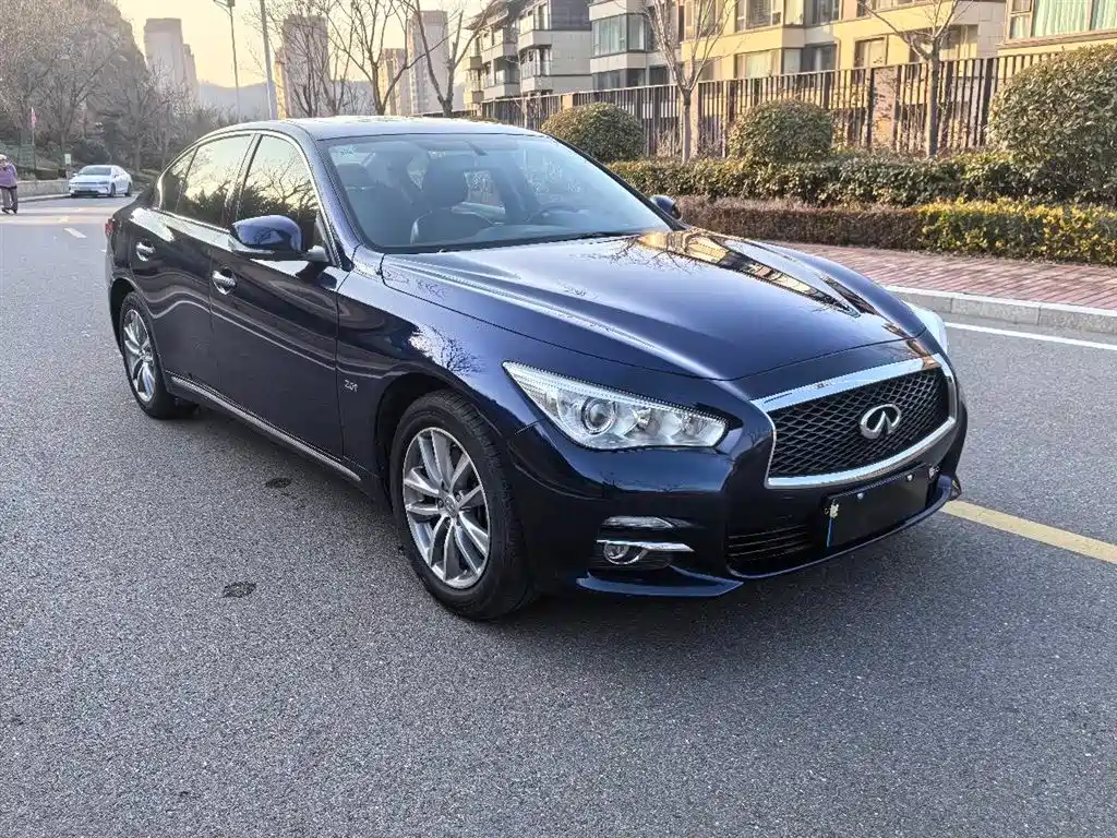 Infiniti Q50L 2018