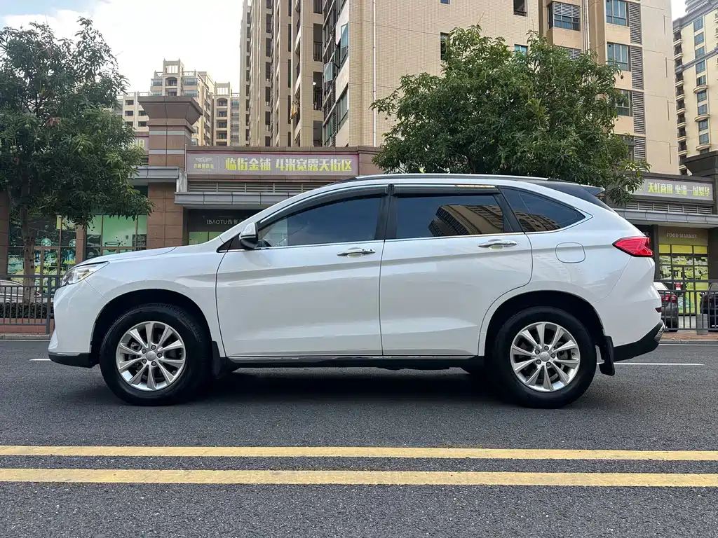 Haval M6 2021 — фото 7