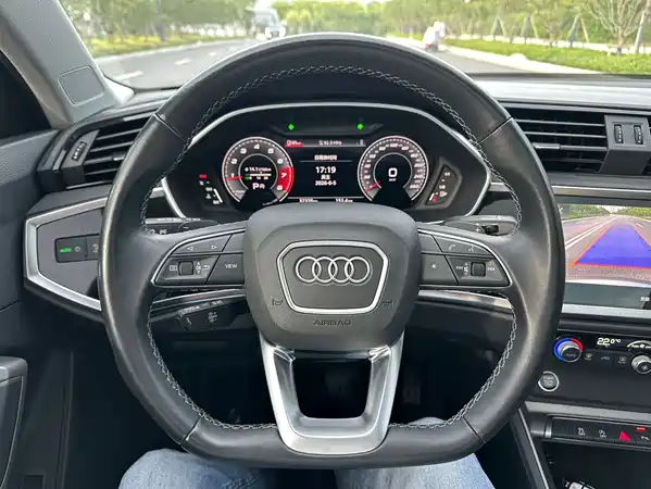 Audi Q3 2022