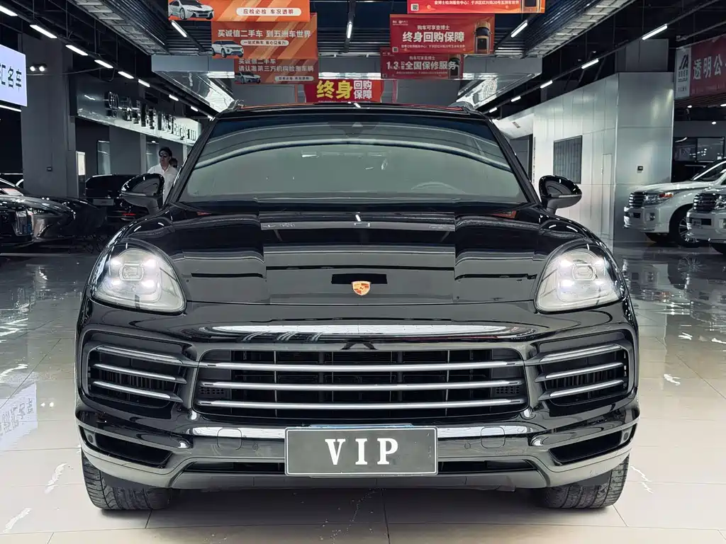 Porsche Cayenne 2022