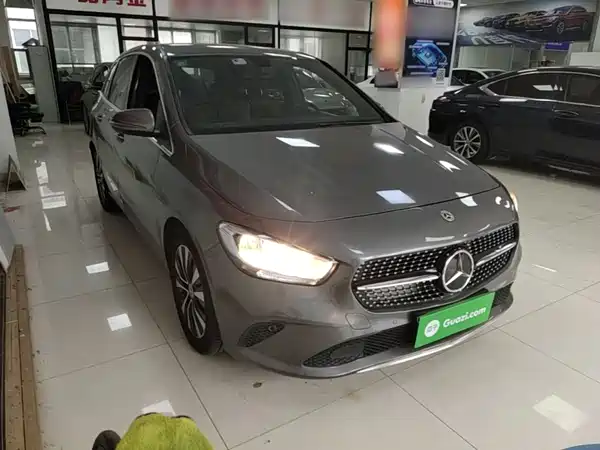 Mercedes-Benz B-Class 2021