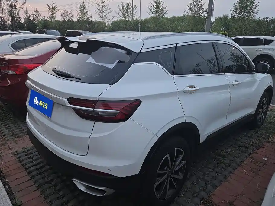 Geely Binyue 2021