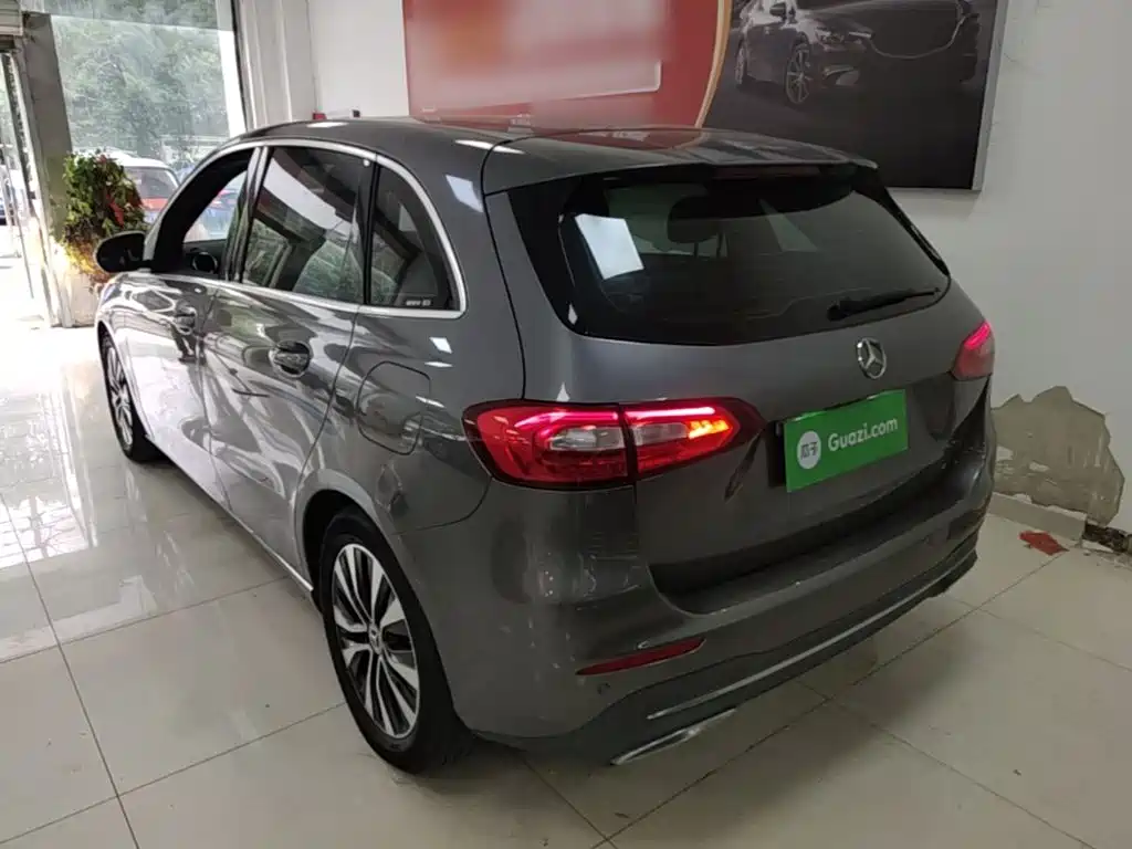 Mercedes-Benz B-Class 2021