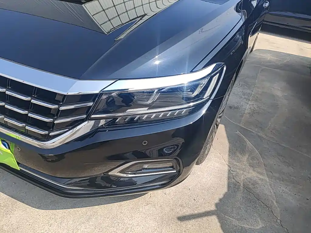 Volkswagen Passat 2019 — фото 24