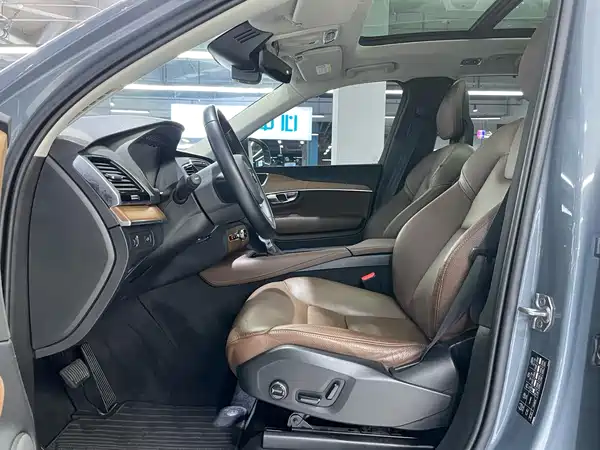 Volvo XC90 2020