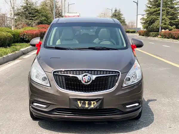 Buick GL8 2017