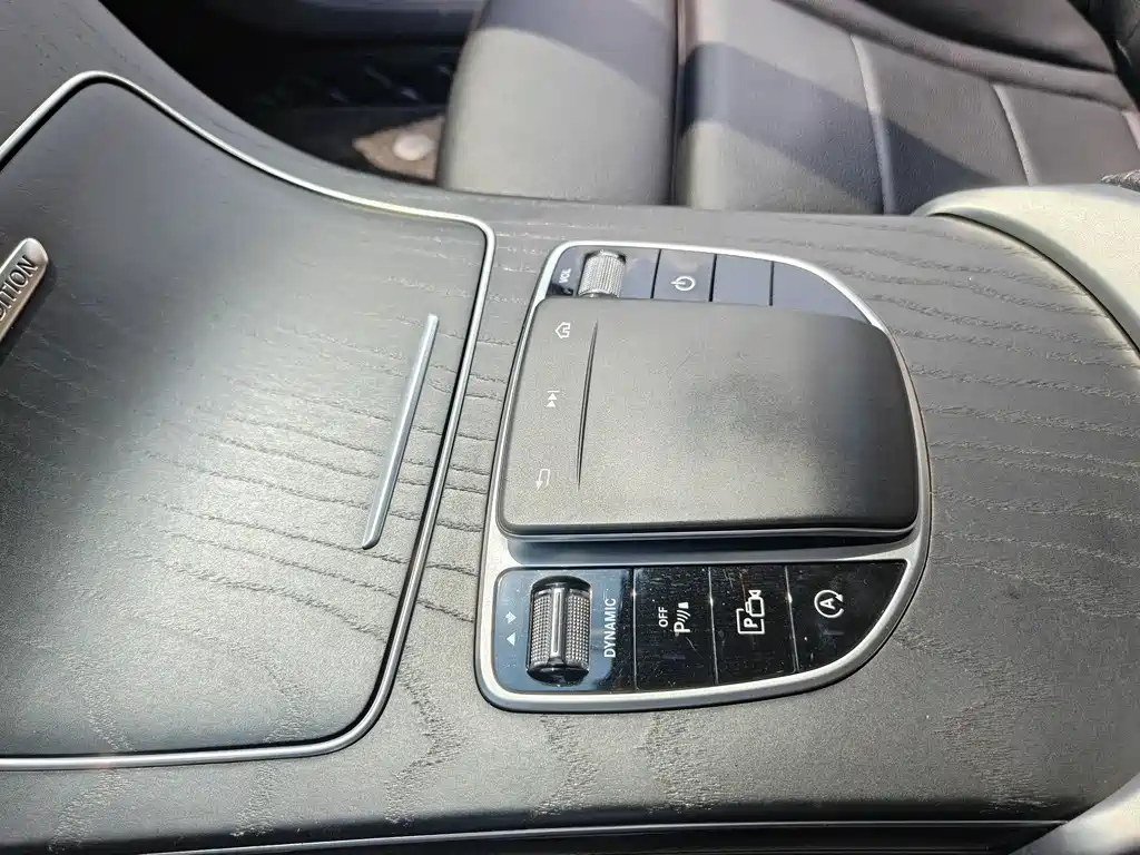 Mercedes-Benz C-Class 2022 — фото 11