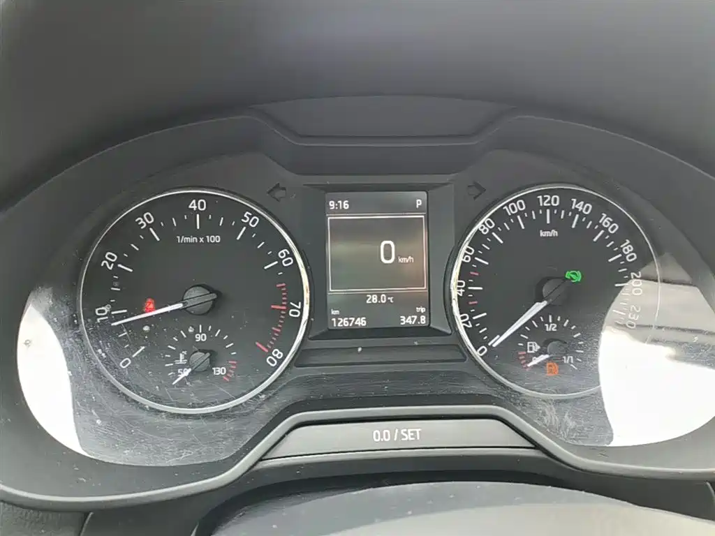 Skoda Octavia 2015 — фото 12