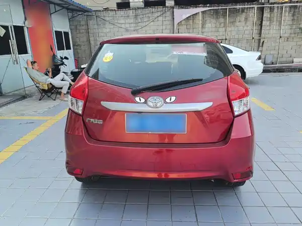 Toyota Yaris L 2016