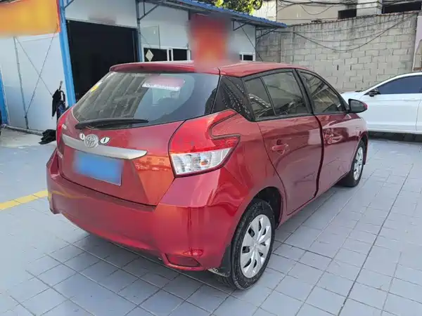 Toyota Yaris L 2016