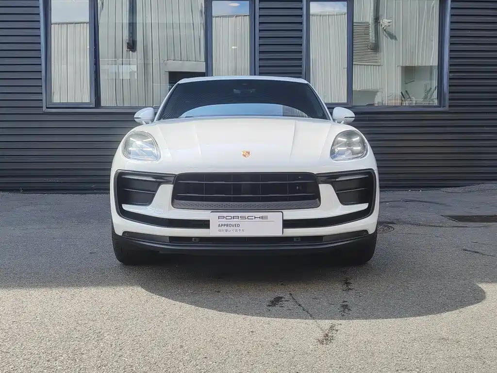 Porsche Macan 2025 — фото 14