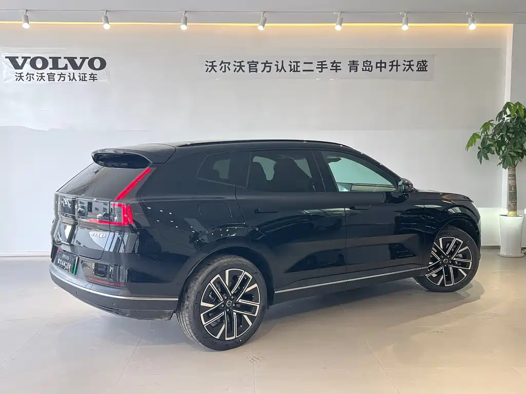 Volvo XC70 PHEV 2026 — фото 4