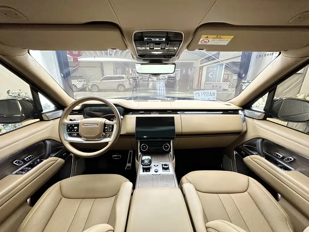 Land Rover Range Rover 2025 — фото 10