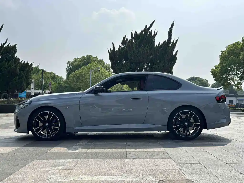 BMW M240i 2025 — фото 10