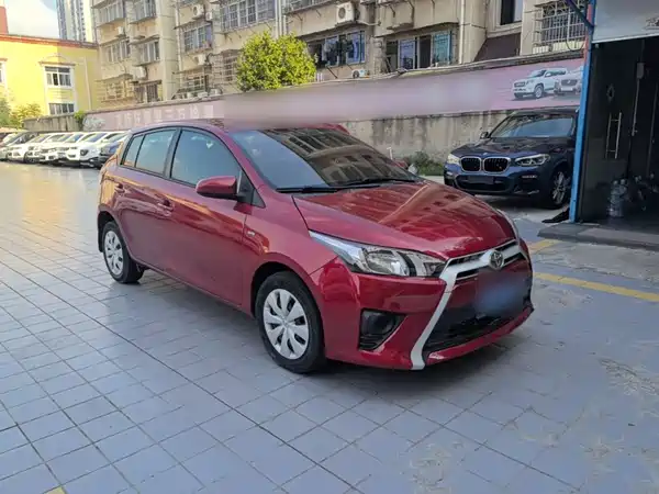 Toyota Yaris L 2016