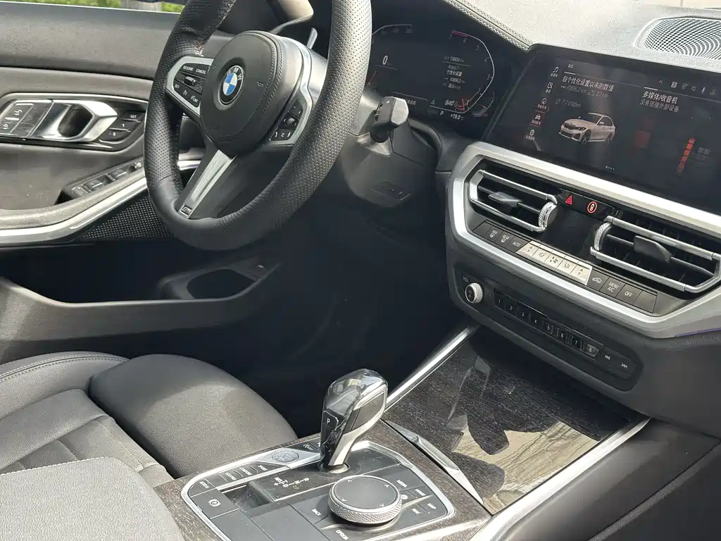 BMW 3 Series 2020 — фото 13