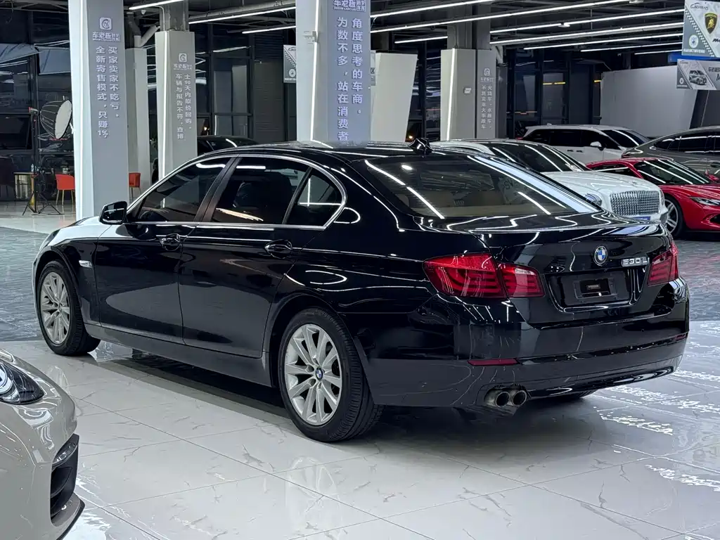 BMW 5 Series 2012 — фото 4