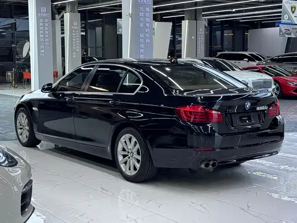 BMW 5 Series 2012