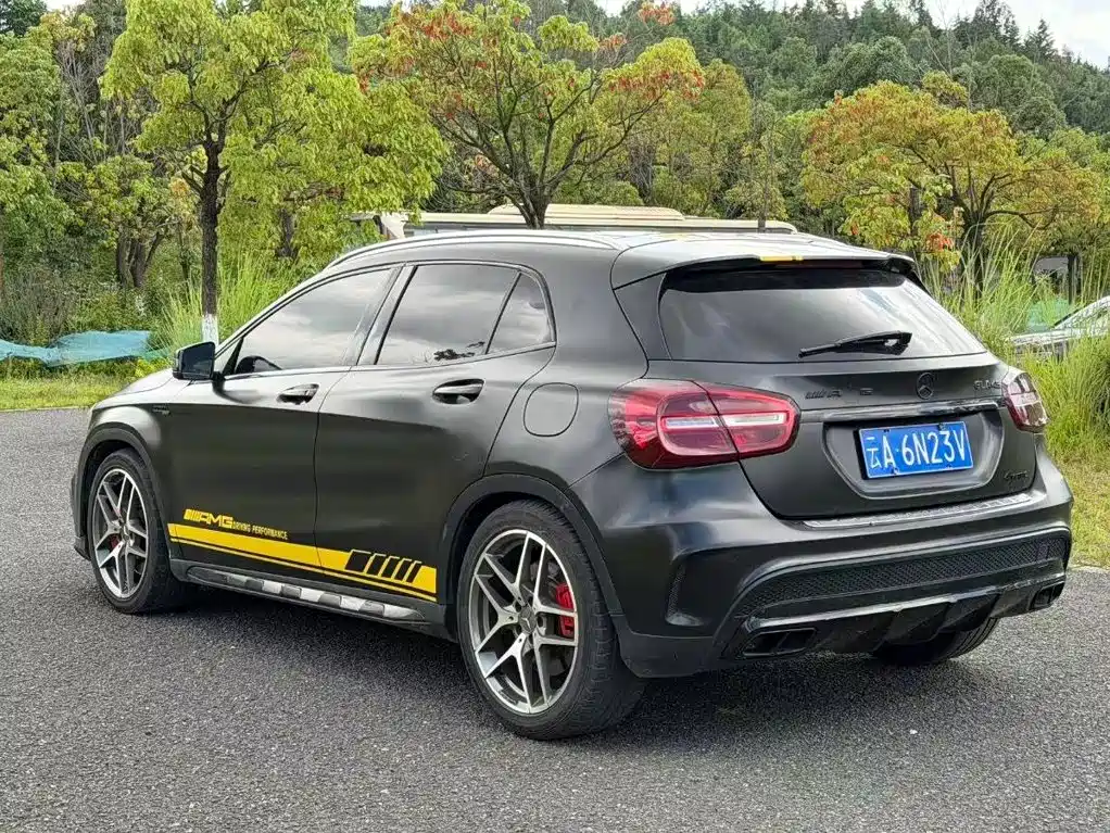 Mercedes-Benz GLA AMG 2015 — фото 7