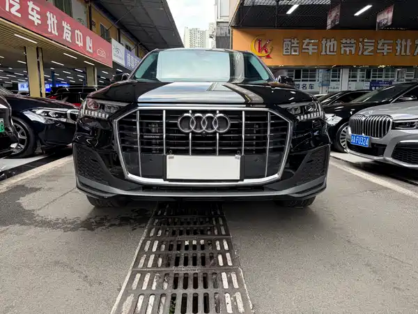 Audi Q7 2024