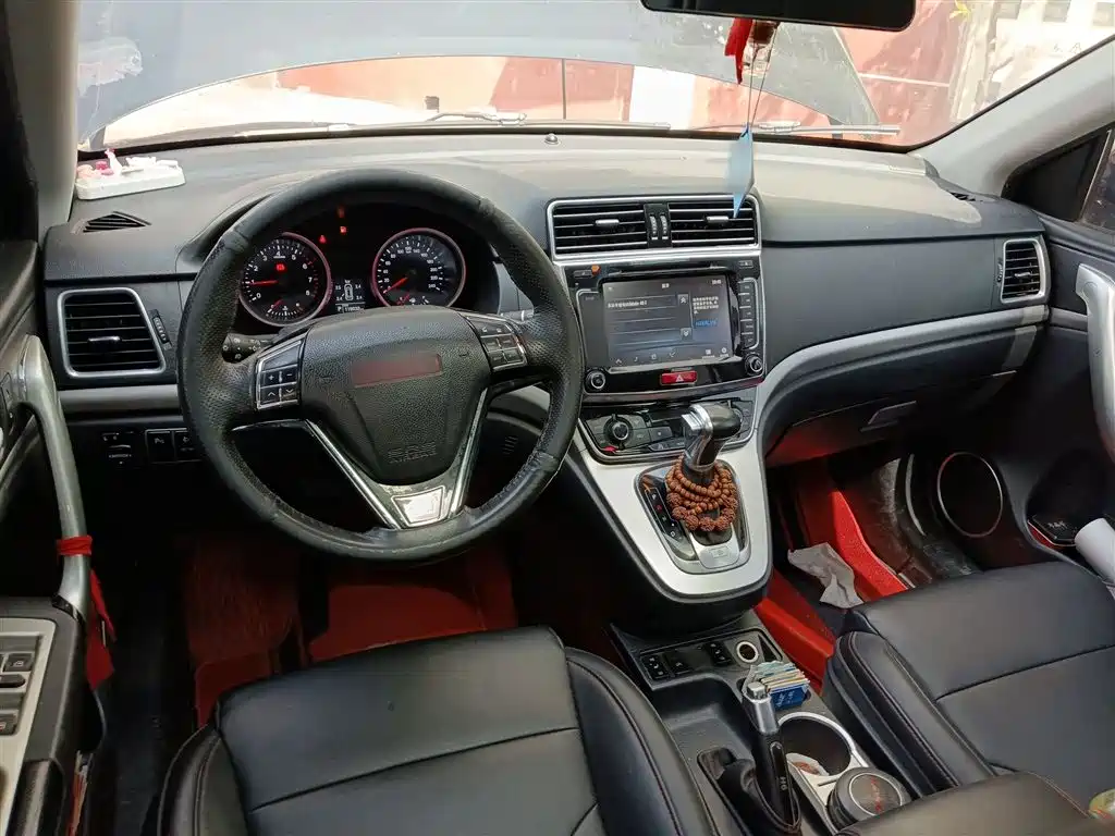 Haval H6 2015 — фото 13