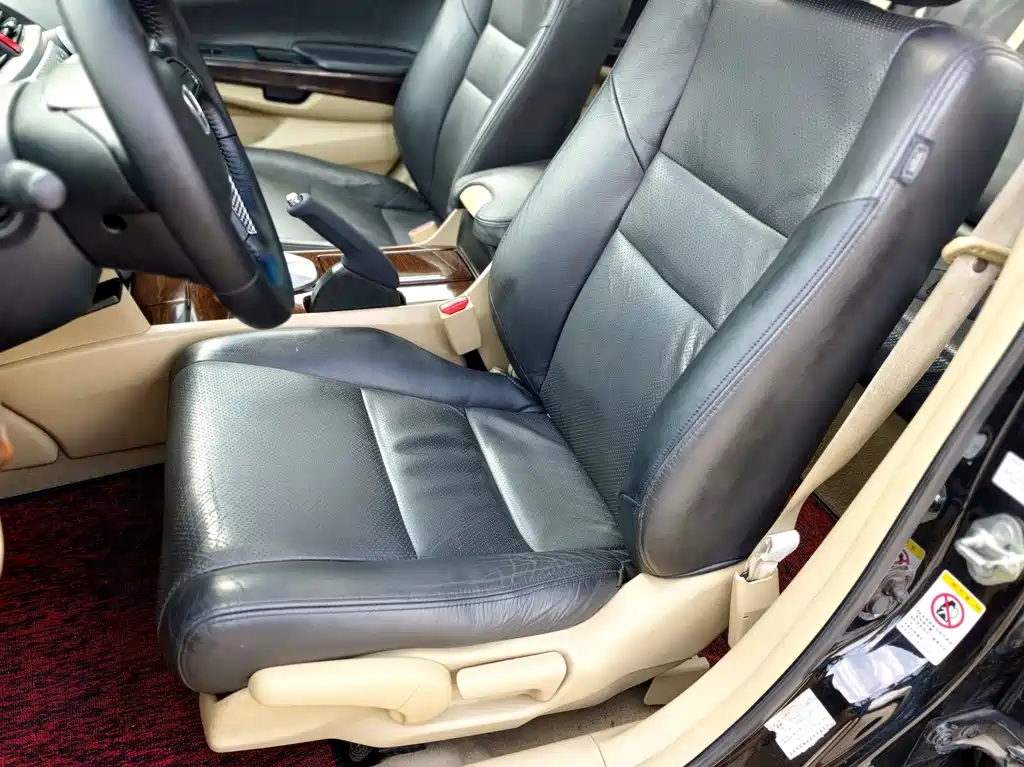 Honda Accord 2013 — фото 19