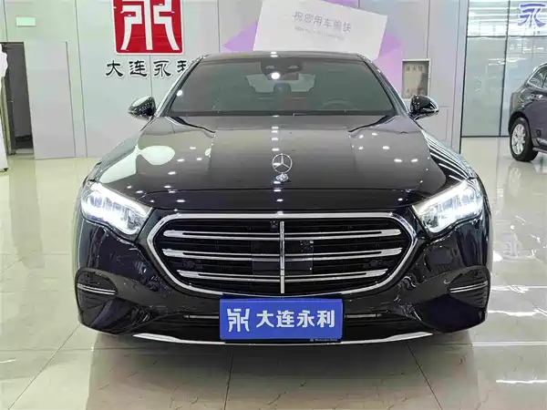 Mercedes-Benz E-Class 2025