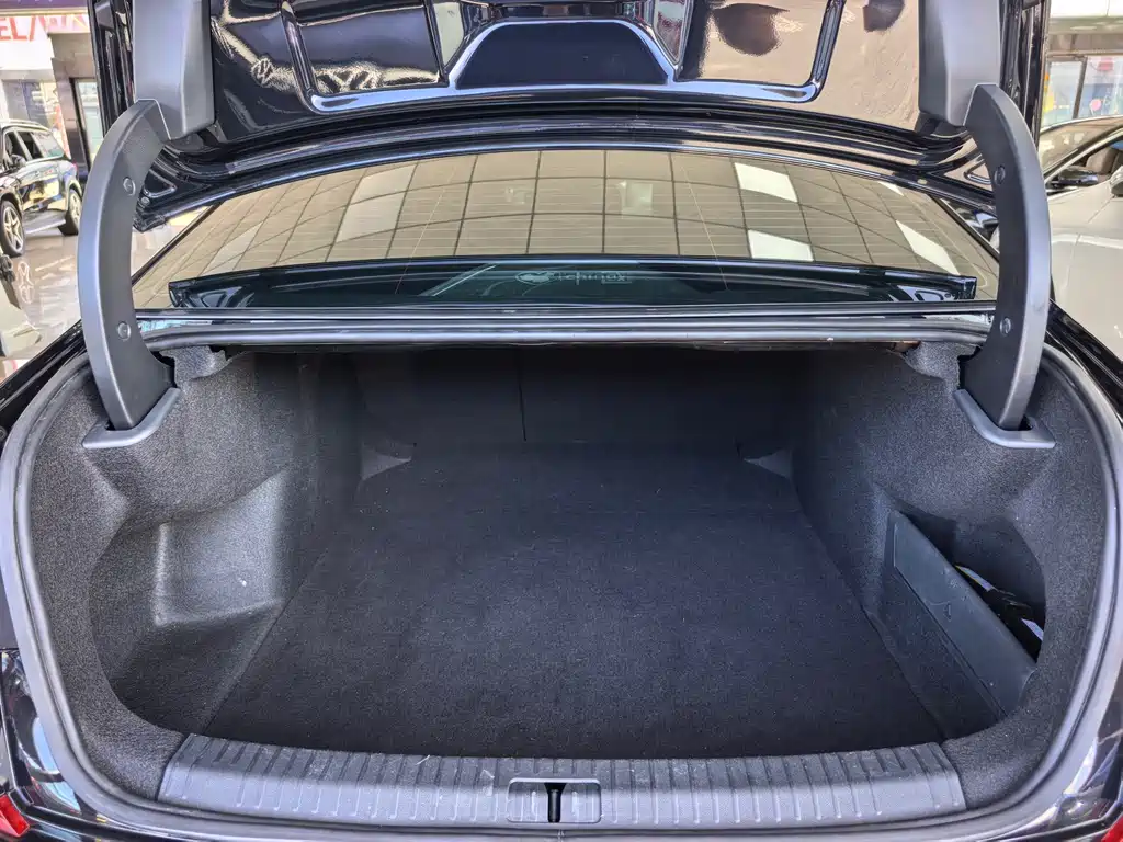 Volkswagen Passat 2023 — фото 15