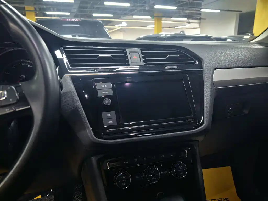 Volkswagen Tiguan L 2019 — фото 4
