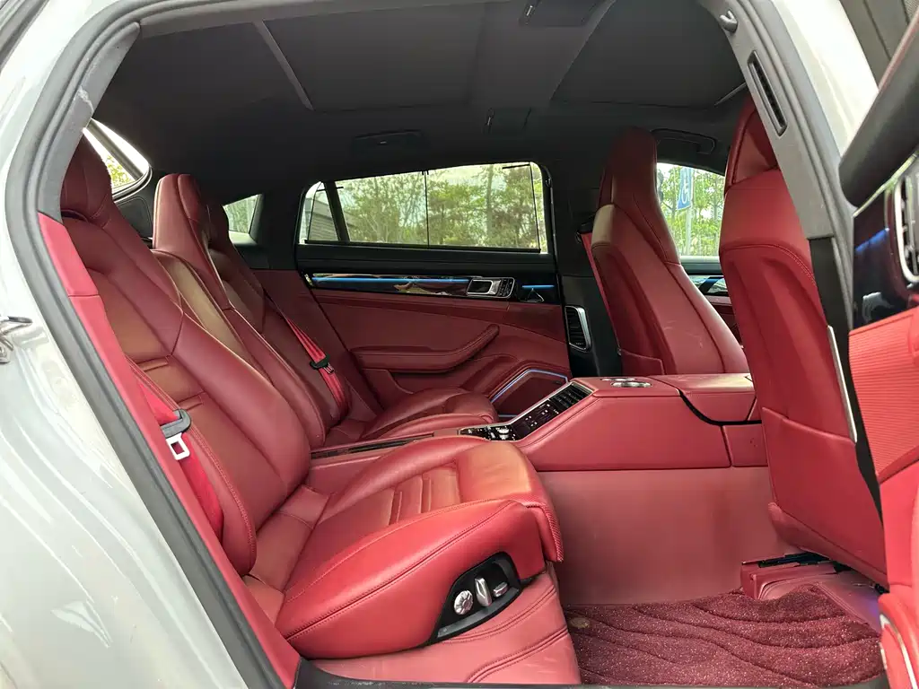 Porsche Panamera 2018 — фото 14