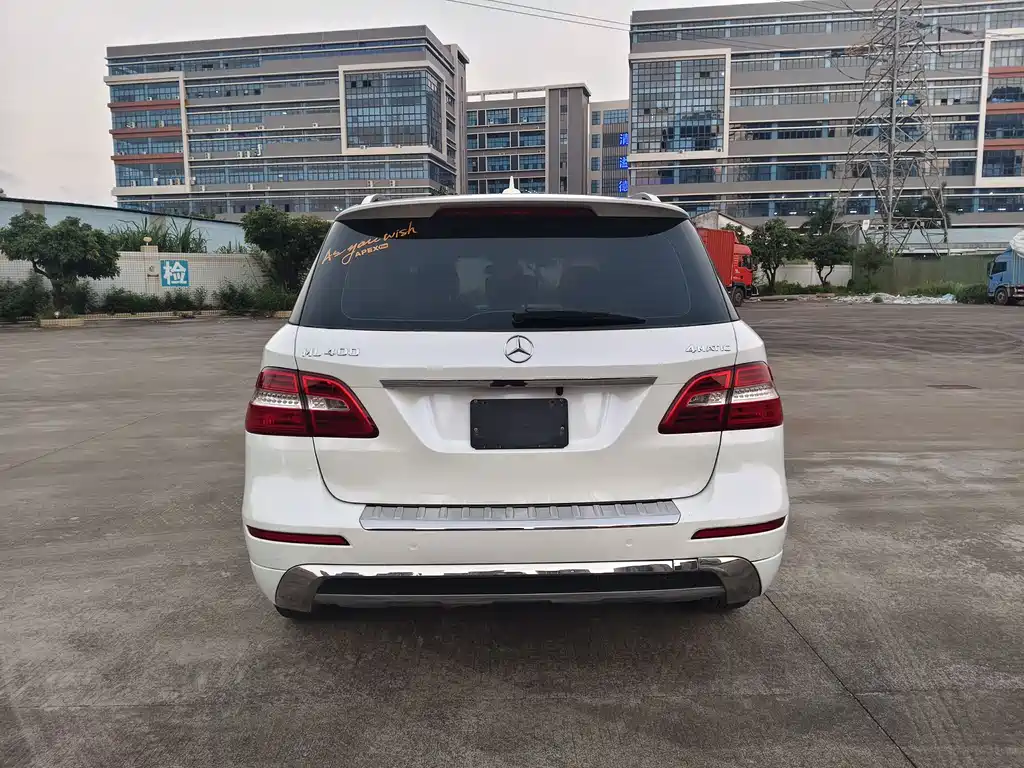 Mercedes-Benz M-Class 2015