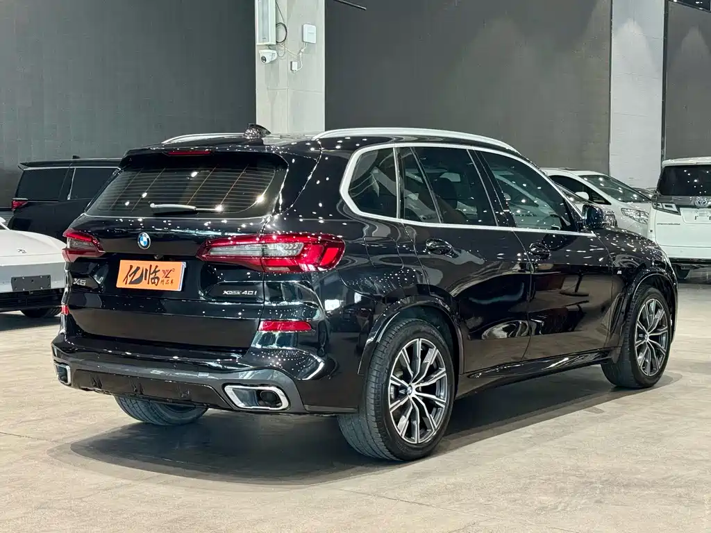 BMW X5 2021 — фото 16