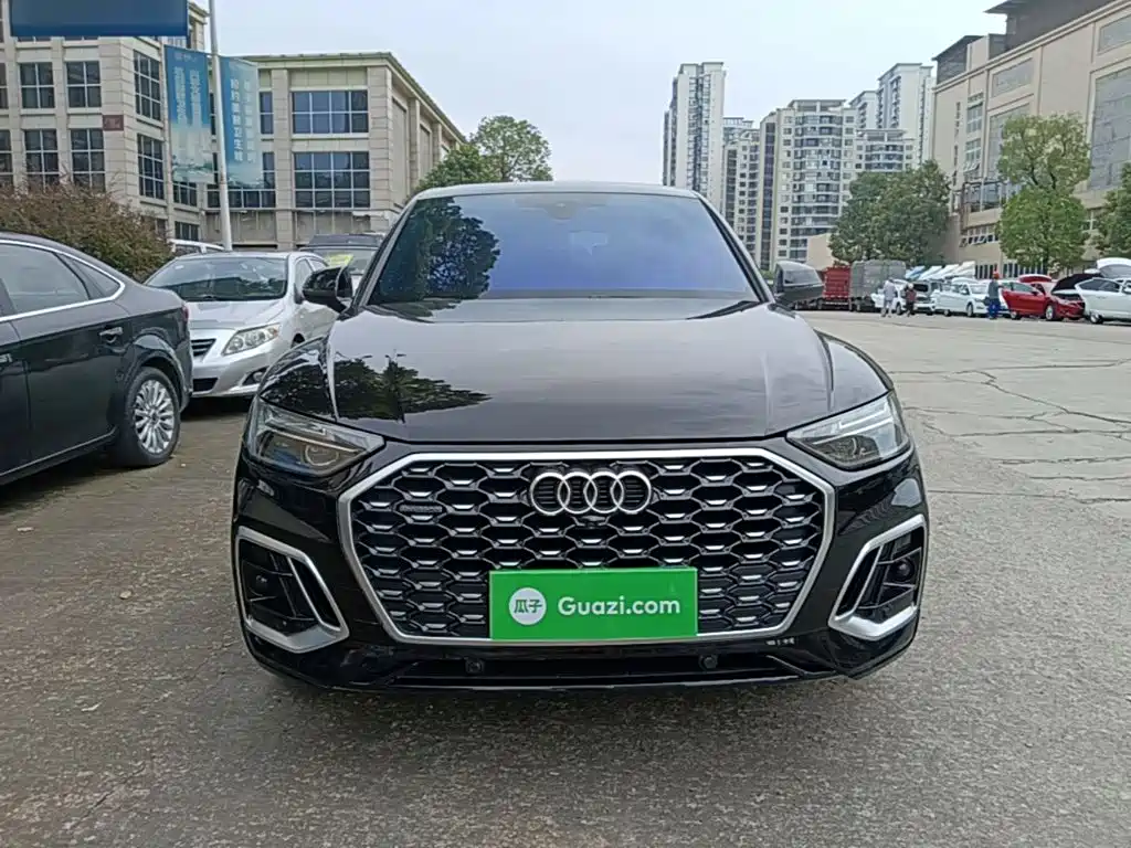Audi Q5L Sportback 2021 — фото 3