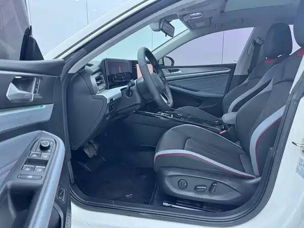 Volkswagen Lamando 2023