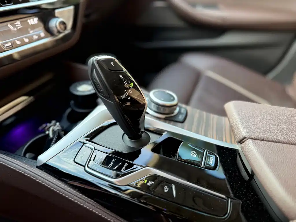 BMW 5 Series 2022
