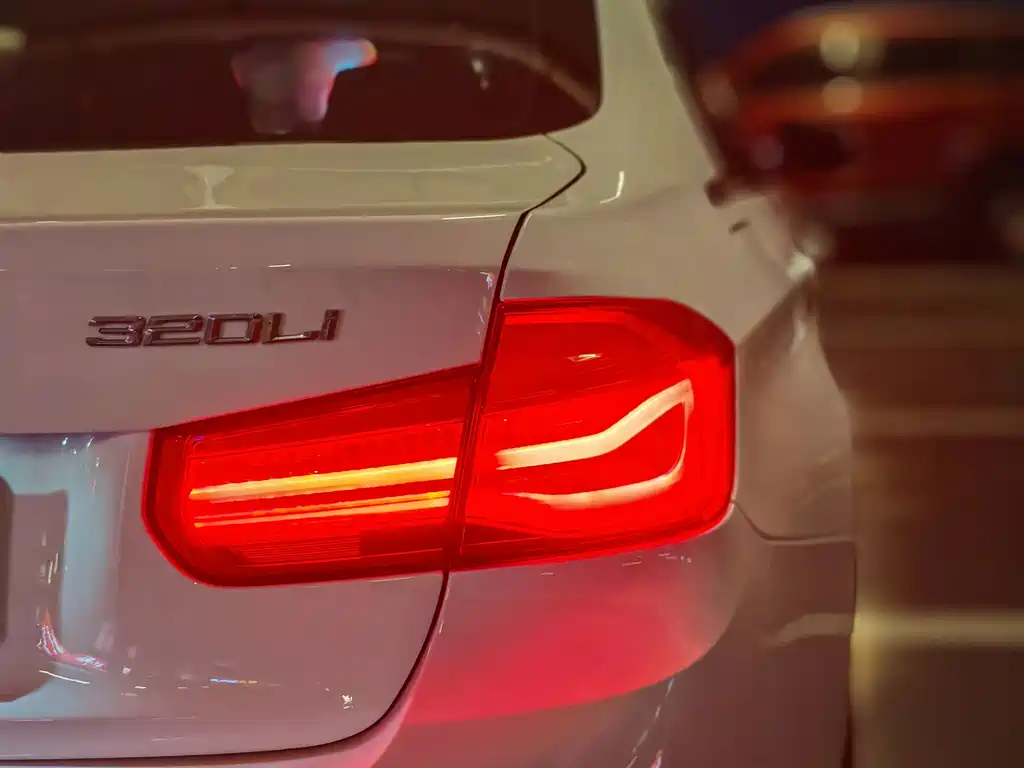 BMW 3 Series 2016