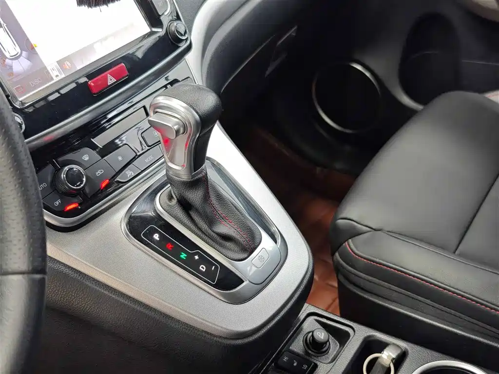 Haval H6 2015 — фото 28