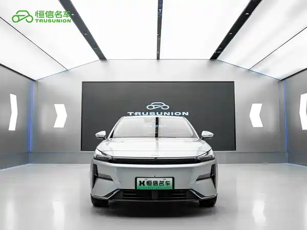 Geely Galaxy L6 2025